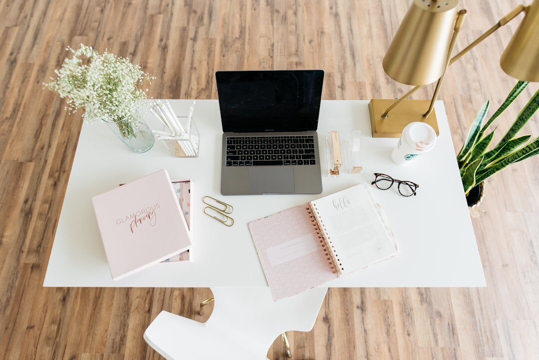 blogger planning content ideas